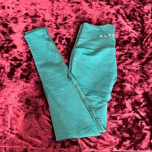 Alphalete revival leggings